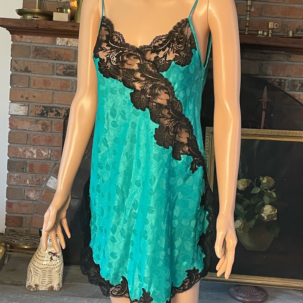 Green and Black Lace Chemise with Flowy Silhouette